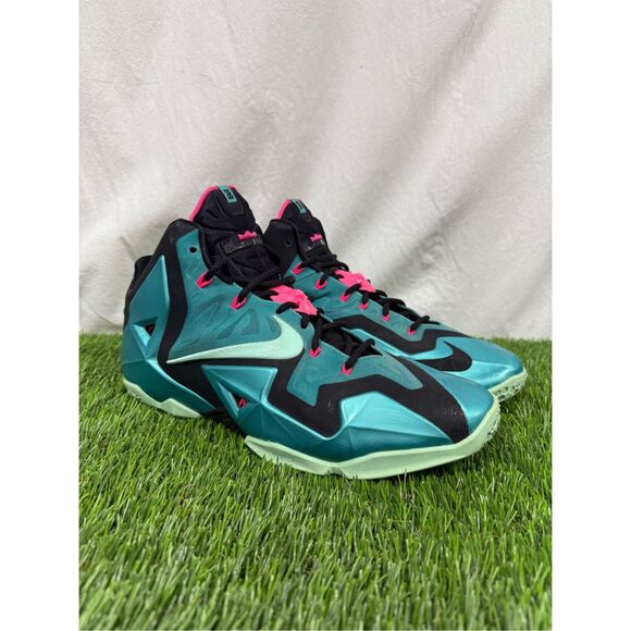 Size 13 - OG box RARE‎ VNDS Nike LeBron XI South Beach 2014  616175-330 - Picture 1 of 10